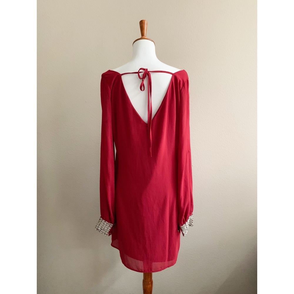 Alya beaded cuff Shift Dress